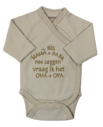 Romper als mama + papa nee zeggen, zand